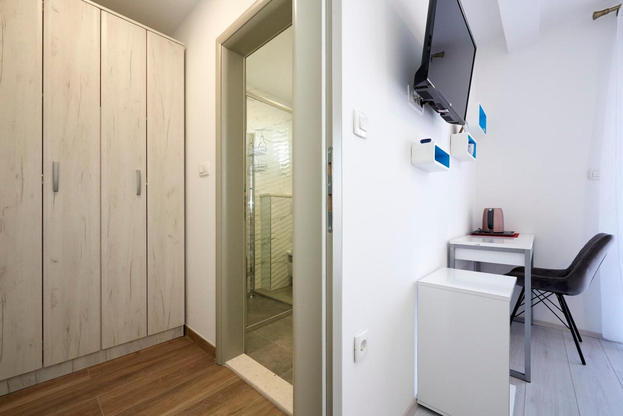 Apartment & Zaja