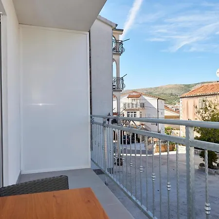 Apartments & Rooms Zaja Trogir Exterior photo