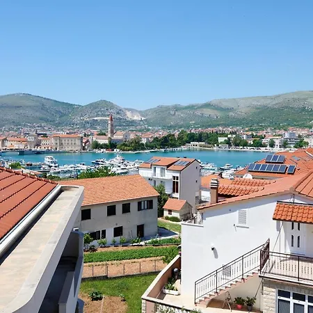 Apartments & Rooms Zaja Trogir Exterior photo
