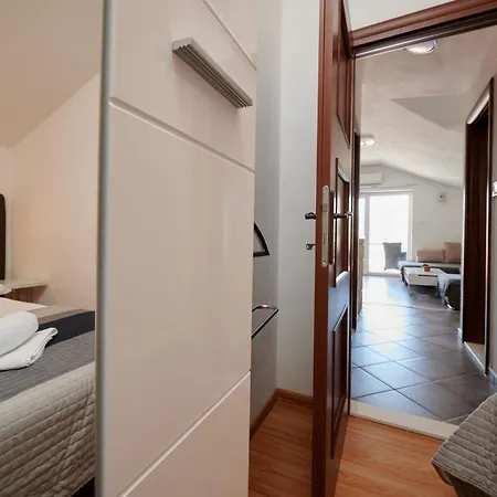 Apartments & Rooms Zaja Trogir Room photo