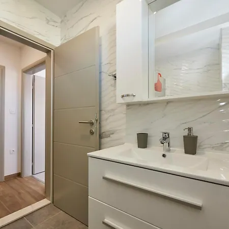 Apartments & Rooms Zaja Trogir Room photo