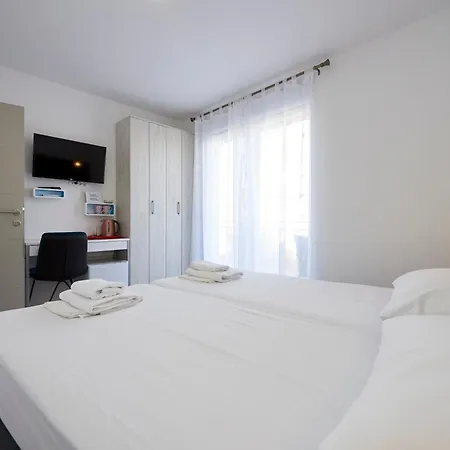 Apartments & Rooms Zaja Trogir Room photo