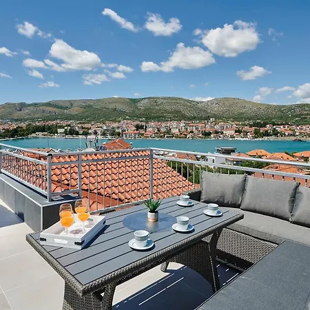 Apartments & Rooms Zaja Trogir Exterior photo
